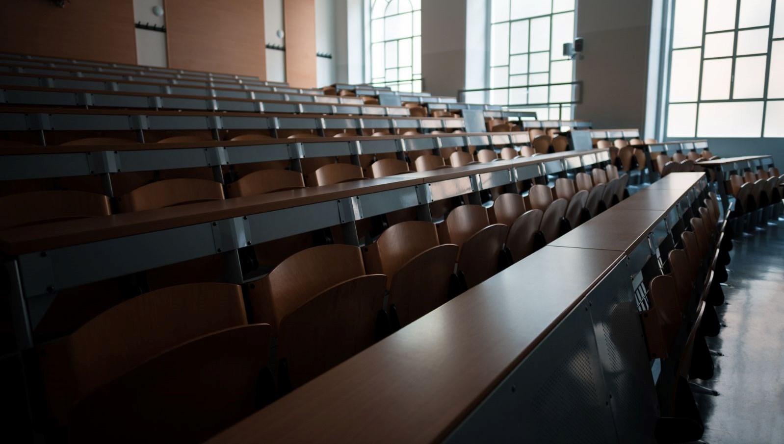 fakulte var ogrenci yok 25ten fazla universitede bu bolumu kimse tercih etmedi 6UFrvJG5