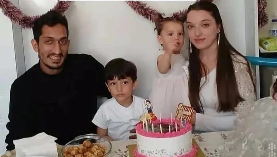 tum aile yedikleri yemekten zehirlendicocuklar hayatini kaybetti IIpw4tIh