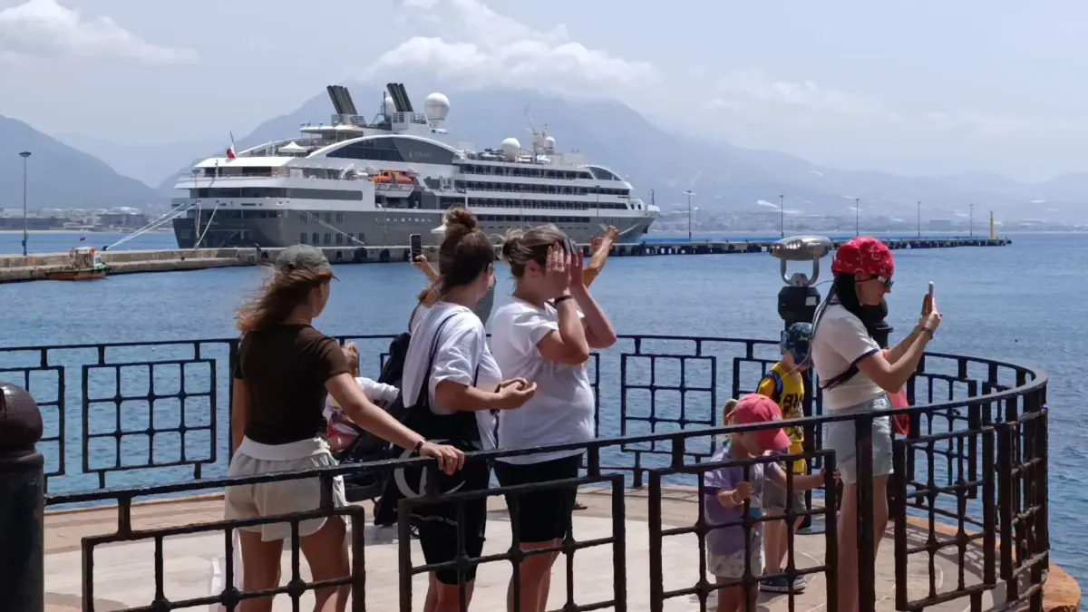 kruvaziyer turizminde rekor yolcu sayisi musjaPdh.jpg