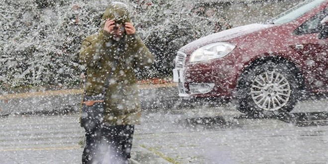 kuvvetli saganak sel heyelan kar 7xE7slUC.jpg