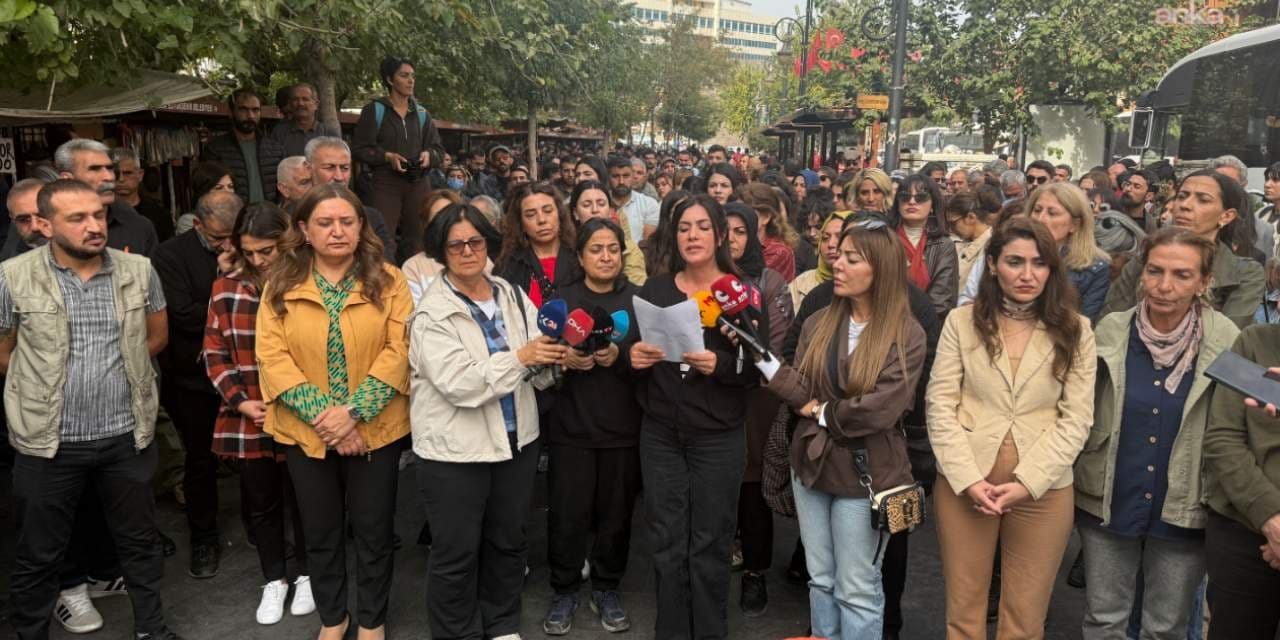 diyarbakirda uc kadinin yasadigi eve saldiri protestosu Va3DthQT.jpg