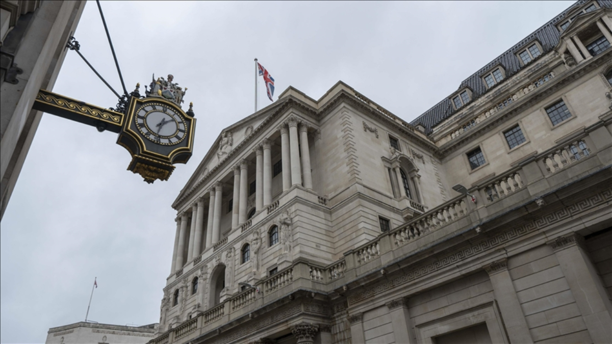 ingiltere merkez bankasi politika faizini sabit tuttu 8HCB8MkZ.jpg