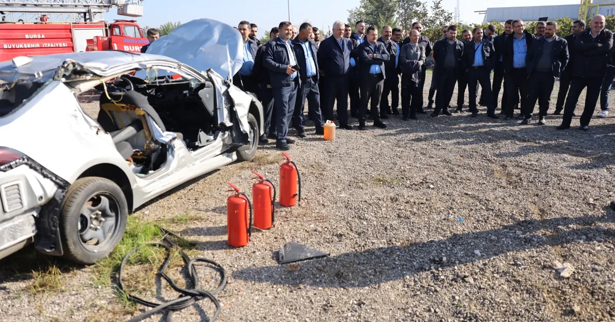 otobus soforlerine yangin sondurme egitimi strv8MBD.webp