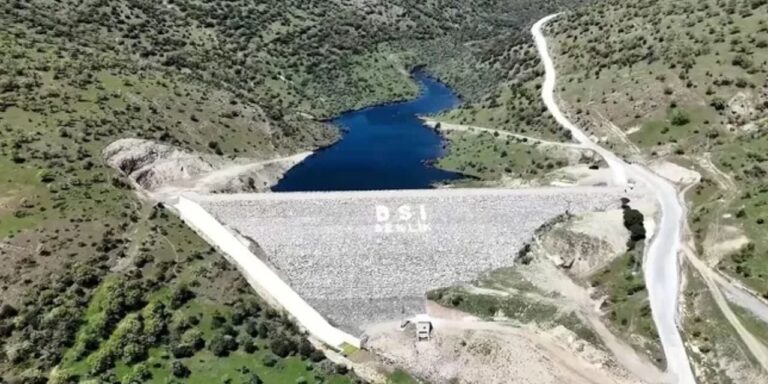 izmirde-su-seviyesi-tirmaniyor-yukselis-hiz-kesmiyor-yP9tESH3