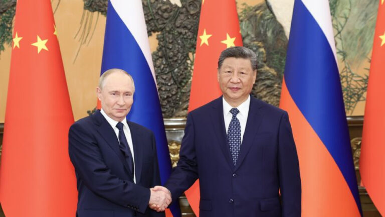 rusya-devlet-baskani-putin-de-cine-gidiyor-1ue9tzEl