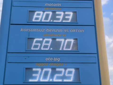 Yurttaslardan mazot zammina tepki arabaya binemez olduk ekmek bulamaz olduk bGLY2PtP